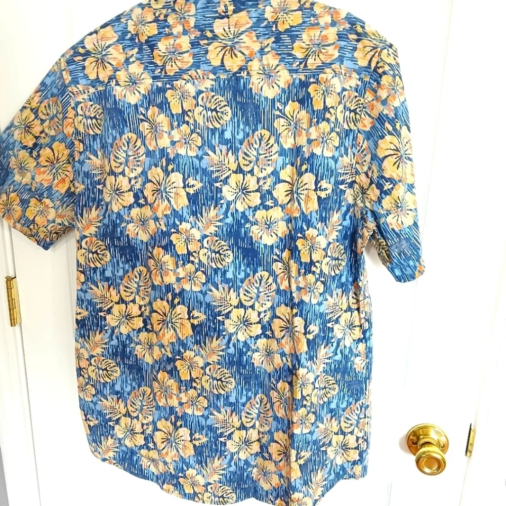 NWT MICROS Short Sleeve Mens Button Front Shirt XL Tropical Cruise Resort Beach